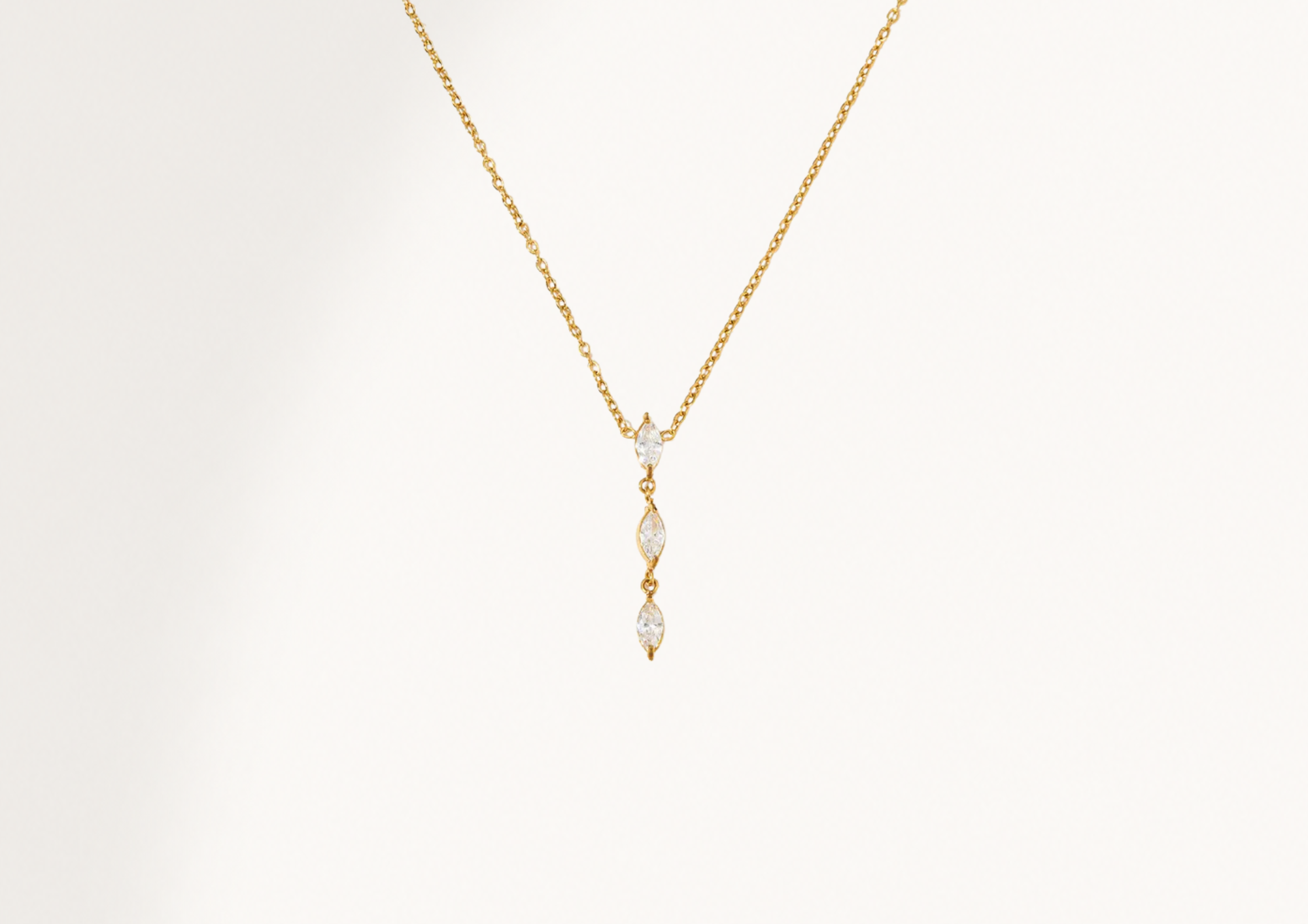 WATER DROPLET NECKLACE